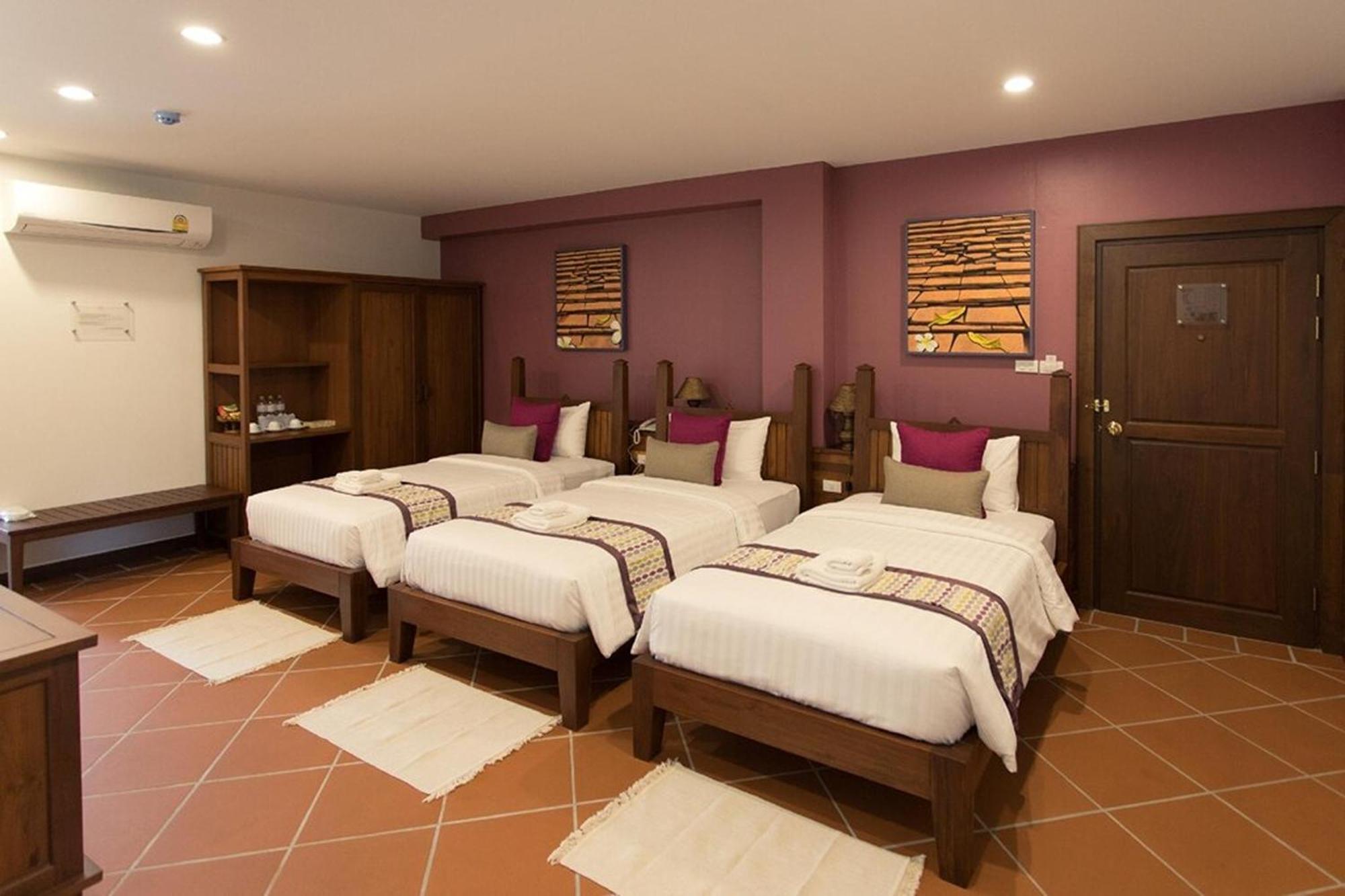 Villa Sanpakoi Chiang Mai Bagian luar foto